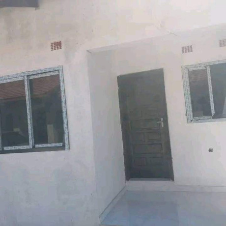 1-bedroom-flat-for-rent-in-lusaka-west-big-5