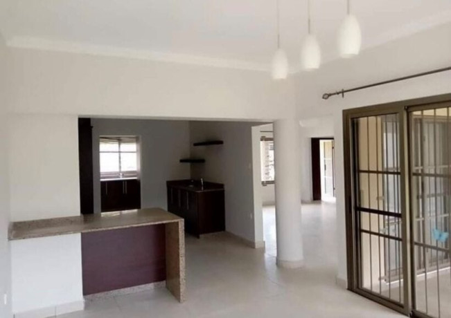 beautiful-3-bedroom-flats-for-rent-in-roma-lusaka-big-8