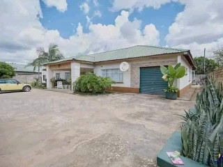 4-bedroom-house-for-sale-in-woodlands