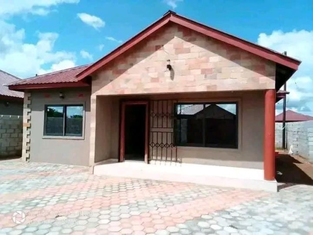 2-bedroom-house-for-sale-in-new-kasama-big-1