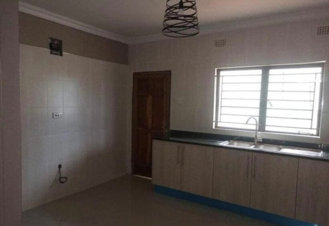 2-bedroom-flat-for-rent-in-avondale-big-3