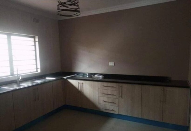 2-bedroom-flat-for-rent-in-avondale-big-0