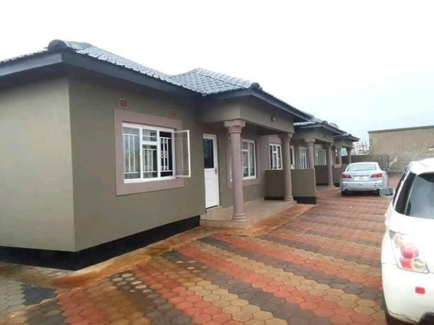 2-bedroom-flat-for-rent-in-chalala-big-0