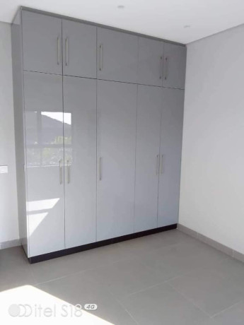 3-and-2-bedroom-flats-for-rent-in-roma-park-big-6