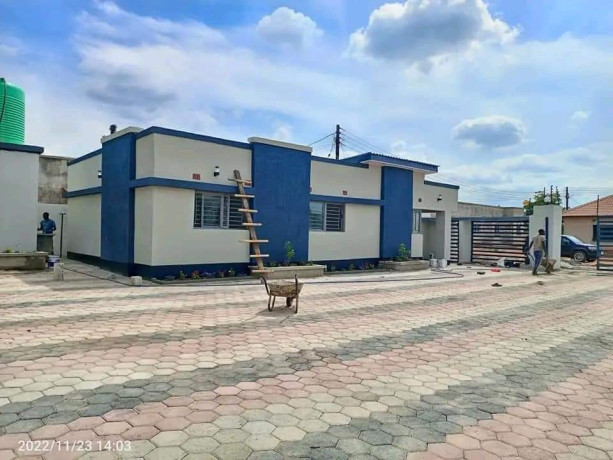 62-bedroom-flats-for-sale-in-lilayi-big-8