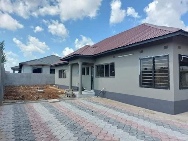 3-bedroom-house-for-sale-in-new-kasama-big-3