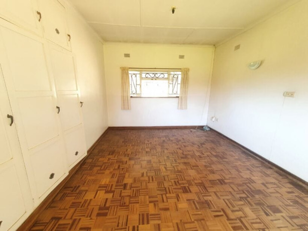 3-bedroom-house-for-sale-in-woodlands-big-8