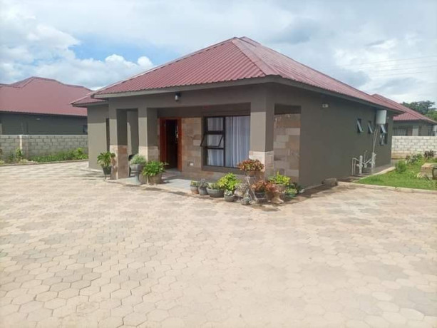 3-bedroom-house-for-sale-big-4