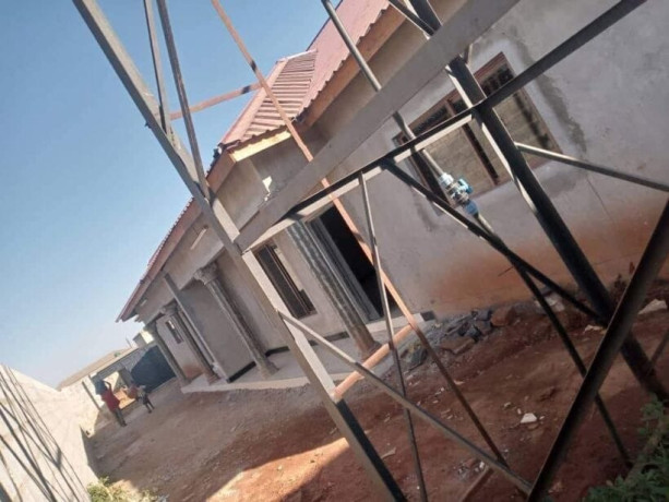 2-bedroom-flat-for-rent-in-chalala-big-8