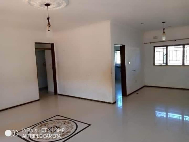 3-bedroom-flat-for-rent-in-chalala-big-2