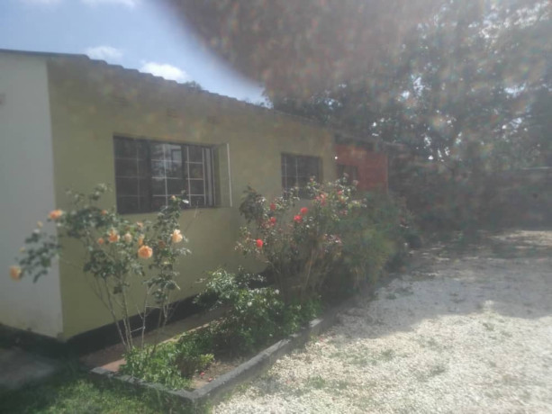 3-bedroom-house-for-sale-in-rhodespark-big-0