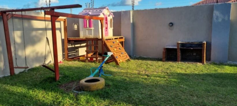 4-bedroom-house-for-sale-in-foxdale-big-1