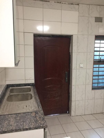 3-bedroom-flats-for-sale-in-meanwood-ndeke-big-3