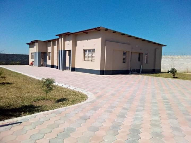 2-bedroom-flat-for-rent-in-makeni-east-big-9