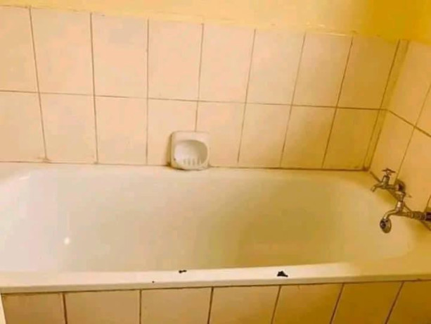 2-bedroom-flat-for-rent-in-rhodes-park-big-1