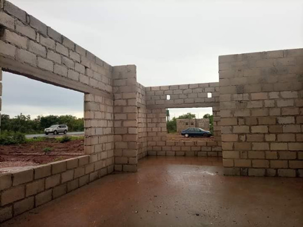 3-bedroom-incomplete-house-for-sale-in-chalala-big-6