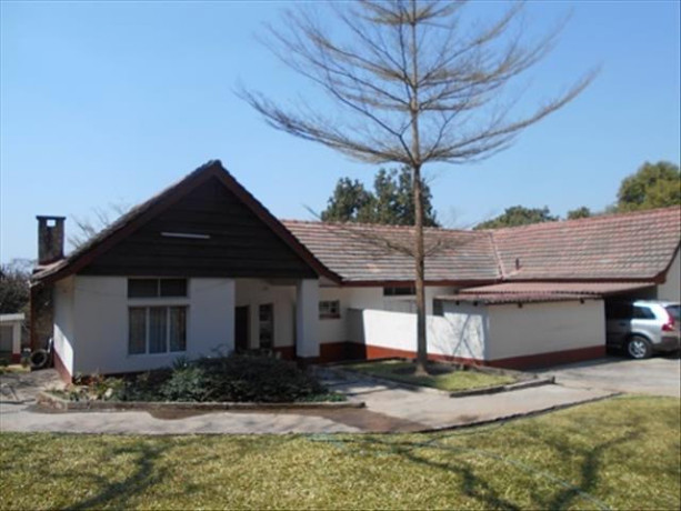 spacious-four-bedroom-property-in-northrise-ndola-big-1