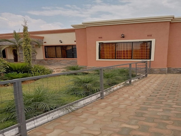 4-bedroom-house-for-sale-in-meanwood-ibex-big-1