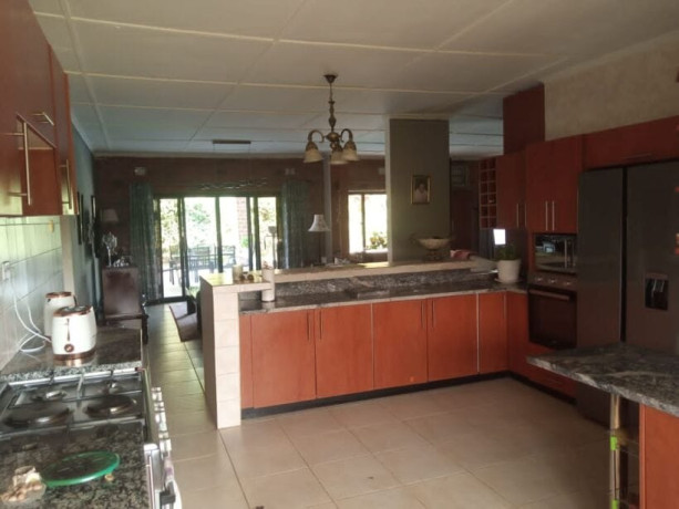 3-bedroom-house-for-sale-in-state-lodge-big-8