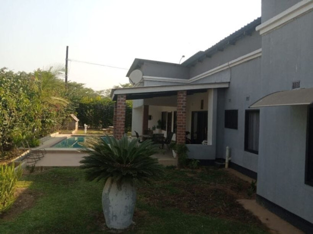 3-bedroom-house-for-sale-in-state-lodge-big-4