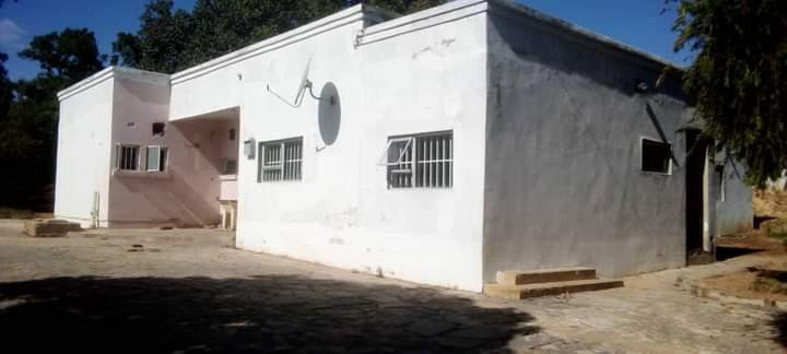 4-bedroom-house-for-sale-in-roma-big-3