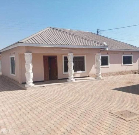 3-bedroom-flat-for-rent-in-lilayi-big-0