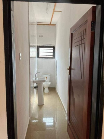 3-bedroom-flat-for-rent-in-lilayi-big-6