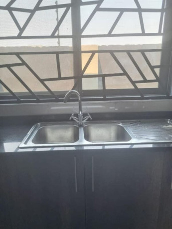 2-bedroom-flat-for-rent-in-makeni-big-3