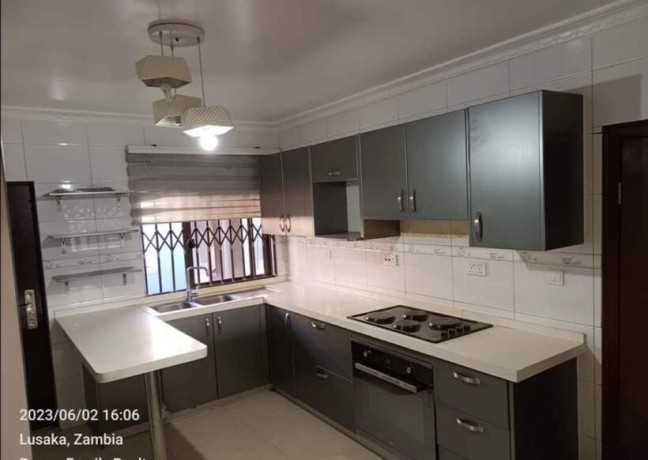 3-bedroom-flat-for-rent-in-chalala-big-1