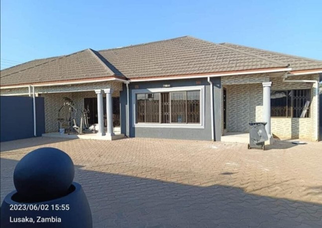 3-bedroom-flat-for-rent-in-chalala-big-0