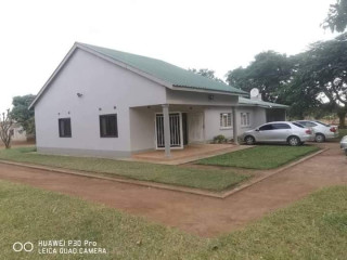3-bedroom-flat-for-rent-in-lusaka-west