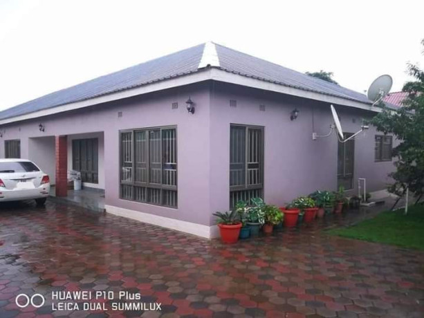 2-bedroom-flat-for-rent-in-chalala-big-8