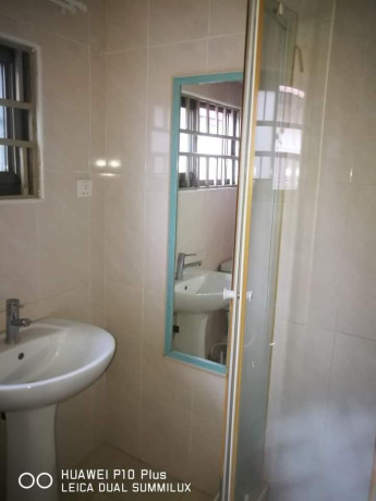 2-bedroom-flat-for-rent-in-chalala-big-5