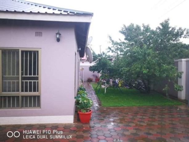 2-bedroom-flat-for-rent-in-chalala-big-0