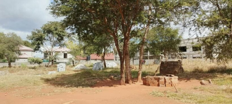 plot-for-sale-in-ibex-meanwood-big-2