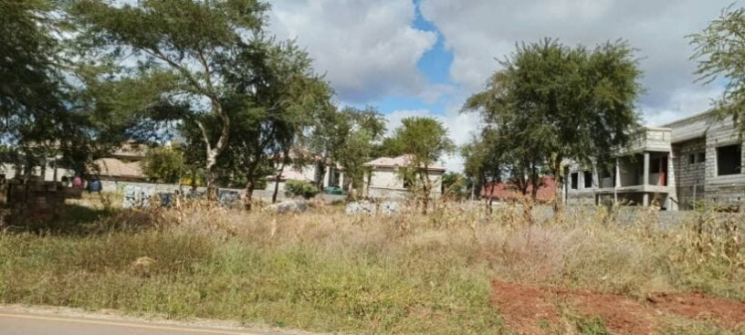 plot-for-sale-in-ibex-meanwood-big-0