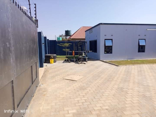 3-bedroom-house-for-sale-in-new-kasama-big-2