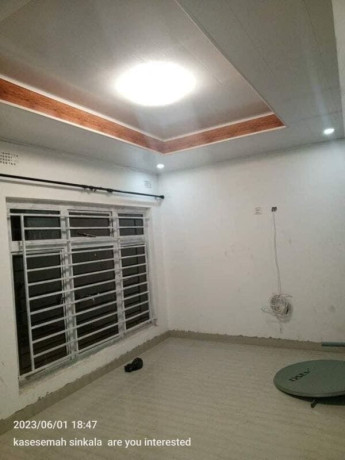 modern-2-bedroom-flat-for-rent-in-chalala-big-5