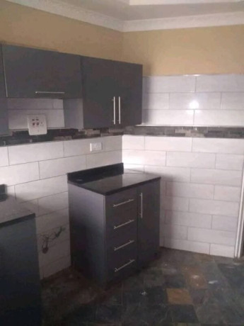 2-bedroom-flat-for-rent-in-waterfalls-big-3