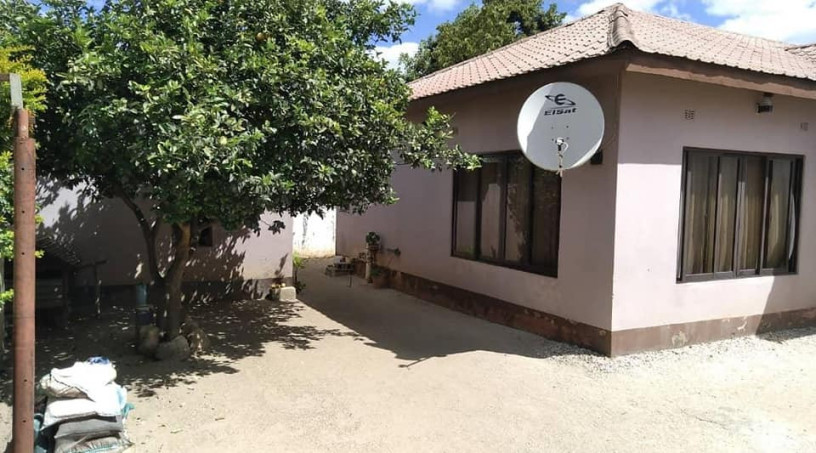 3-bedroom-house-for-sale-in-libala-big-4