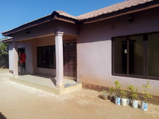 3-bedroom-house-for-sale-in-libala-big-1