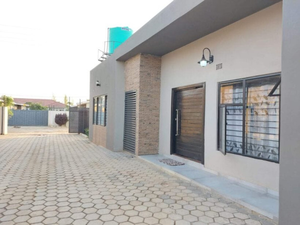 42-bedroom-flats-for-sale-in-ibex-meanwood-big-2