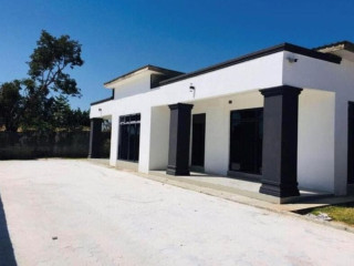 3-bedroom-flat-for-rent-in-ibex-hill