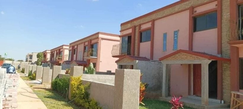 3-bedroom-flats-for-rent-in-foxdale-big-0
