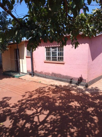 2-bedroom-house-for-sale-in-libala-big-2