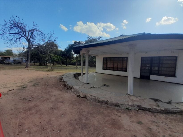 house-for-sale-in-roma-big-4