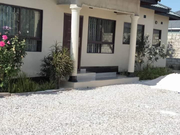 3-bedroom-flat-for-rent-in-vorna-valley-big-5