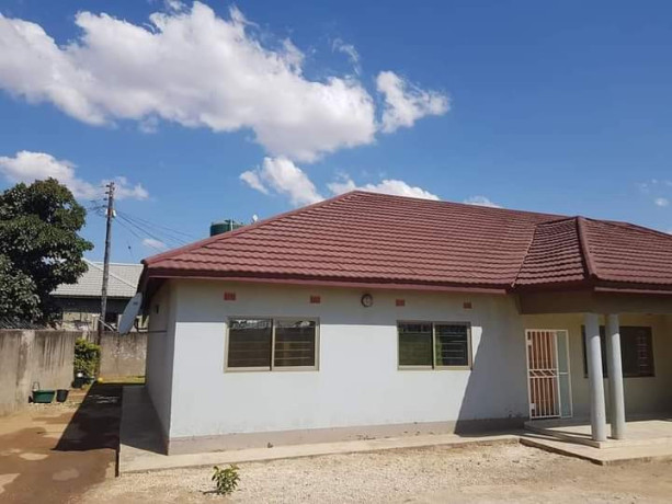 3-bedroom-flat-for-rent-in-libala-south-big-3