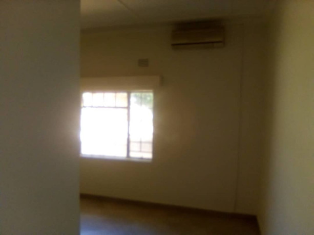 standard-3-bedroom-in-kabulonga-big-3