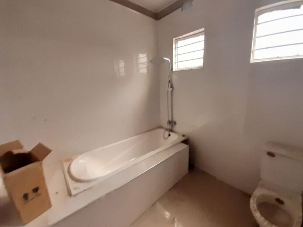 3-bedroom-house-for-sale-in-meanwood-big-5